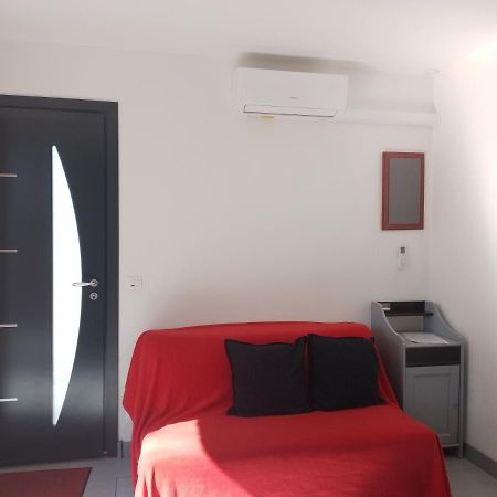 Appartement Le Romarin Mallemort Esterno foto
