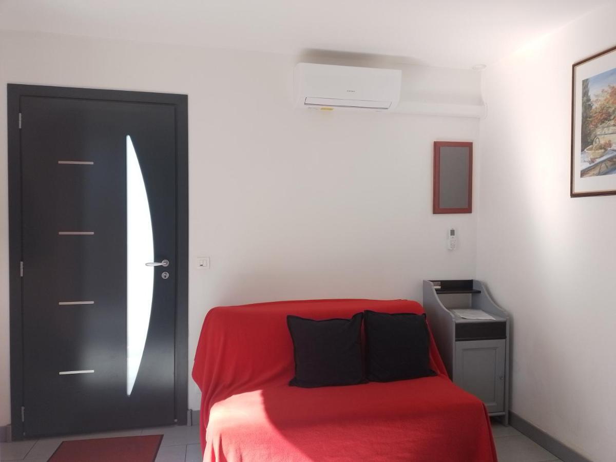 Appartement Le Romarin Mallemort Esterno foto