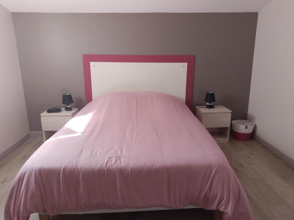 Appartement Le Romarin Mallemort Esterno foto