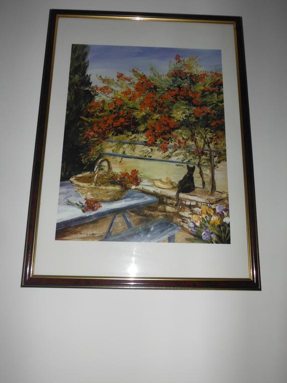 Appartement Le Romarin Mallemort Esterno foto